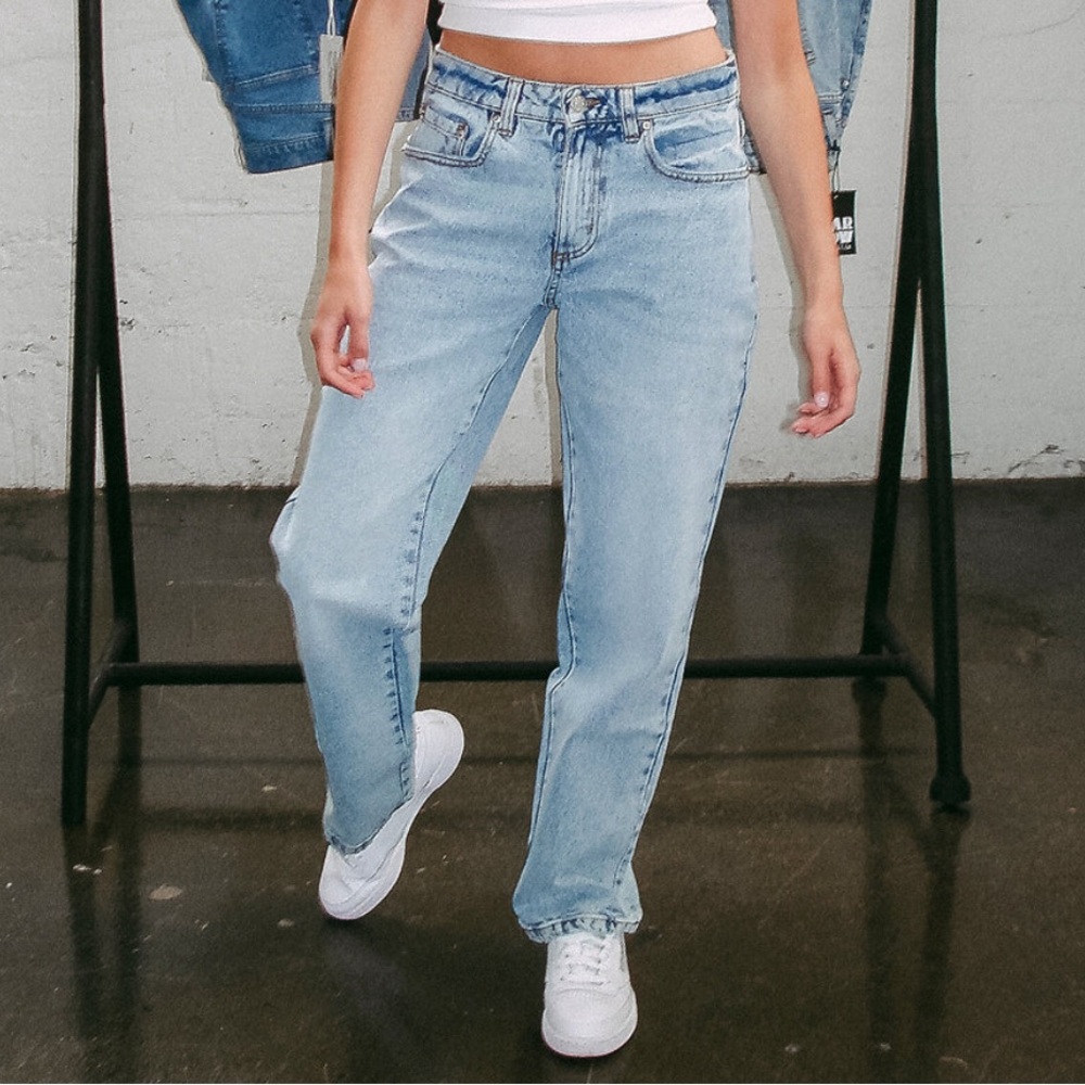 Harlow Mid Wash Baggy Boyfriend Jeans Women’s 25 Light Wash Denim
